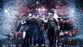 突发状况：多名选手反映比赛版本存在音频BUG，官方紧急修复。